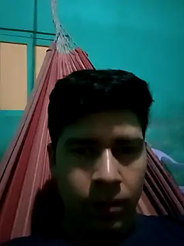 Snapshot of Travieso_loco9 chatting on 10/16/25, 09:27 Travieso loco9 online show from 10/16/25, 09:27