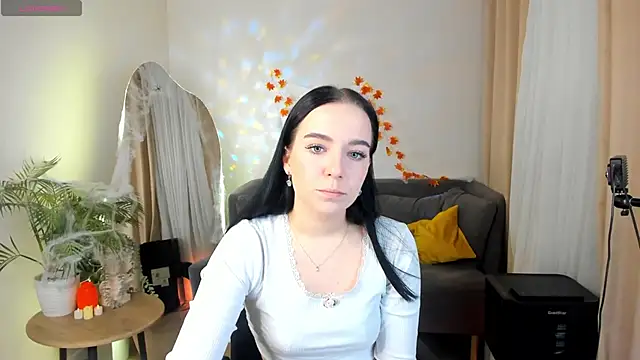 Snapshot of Avelyne_ chatting on 10/23/25, 09:02 Avelyne  online show from 10/23/25, 09:02