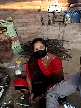 Snapshot of Rani_089 chatting on 11/02/25, 01:52 Rani 089 online show from 11/02/25, 01:52