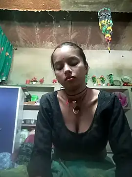 Snapshot of Cuty_kanchna chatting on 10/12/25, 09:08 Cuty kanchna online show from 10/12/25, 09:08