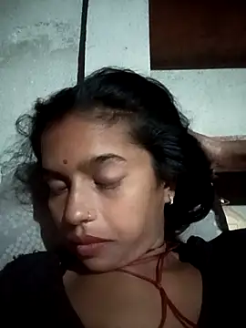 Snapshot of Cuty_kanchna chatting on 11/21/25, 03:33 Cuty kanchna online show from 11/21/25, 03:33