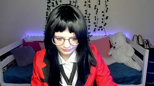 Snapshot of shy_elina01 chatting on 10/27/25, 10:52 shy elina01 online show from 10/27/25, 10:52