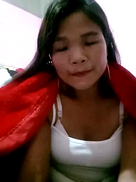 Snapshot of maybaby- chatting on 10/26/25, 04:13 maybaby- online show from 10/26/25, 04:13