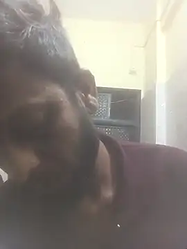 Snapshot of playboyMH1 chatting on 10/03/25, 05:43 playboyMH1 online show from 10/03/25, 05:43