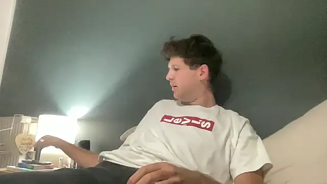 Snapshot of VersaGoo chatting on 10/02/25, 05:42 VersaGoo online show from 10/02/25, 05:42