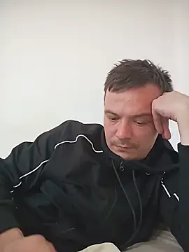 viktor1992-1-1 online show from 06/16/26, 03:14