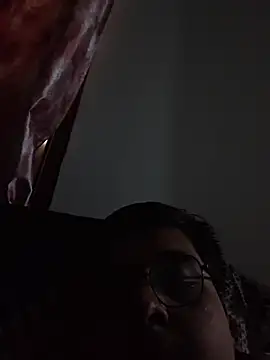 Snapshot of UsurpedThaw chatting on 11/16/25, 10:10 UsurpedThaw online show from 11/16/25, 10:10