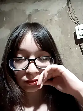 Snapshot of miaahot69 chatting on 11/01/25, 07:54 miaahot69 online show from 11/01/25, 07:54