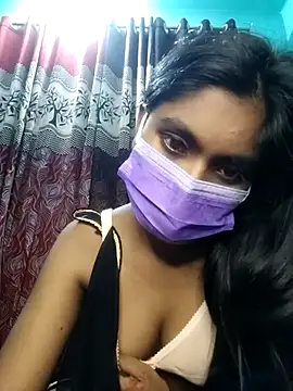 Snapshot of hottywife-03 chatting on 11/05/25, 03:45 hottywife-03 online show from 11/05/25, 03:45