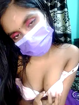 Snapshot of hottywife-03 chatting on 03/13/26, 06:03 hottywife-03 online show from 03/13/26, 06:03