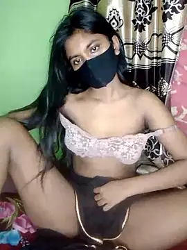 Snapshot of hottywife-03 chatting on 04/20/26, 01:36 hottywife-03 online show from 04/20/26, 01:36