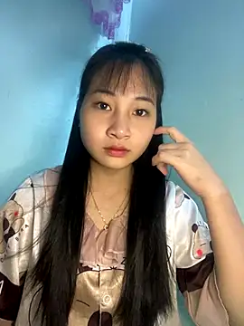 Snapshot of banlinh004 chatting on 10/02/25, 02:57 banlinh004 online show from 10/02/25, 02:57