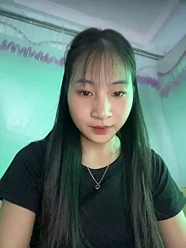 Snapshot of banlinh004 chatting on 10/08/25, 06:22 banlinh004 online show from 10/08/25, 06:22