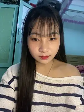 banlinh004 online show from 02/21/26, 02:51