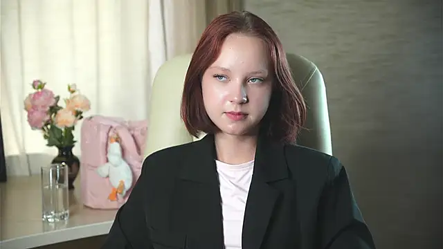 TrishGaugler online show from 10/07/25, 10:56