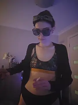 Snapshot of lonely_Cosplay_chick chatting on 11/07/25, 05:13 lonely Cosplay chick online show from 11/07/25, 05:13