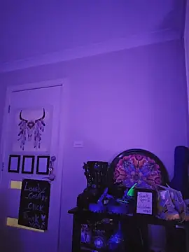 Snapshot of lonely_Cosplay_chick chatting on 11/24/25, 02:50 lonely Cosplay chick online show from 11/24/25, 02:50