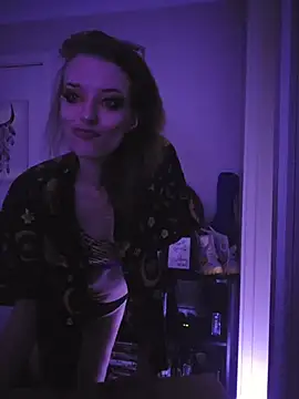 Snapshot of lonely_Cosplay_chick chatting on 12/05/25, 04:14 lonely Cosplay chick online show from 12/05/25, 04:14