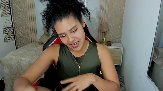 AriaVega online show from 05/26/26, 02:24