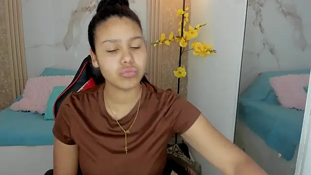AriaVega online show from 07/03/26, 02:01
