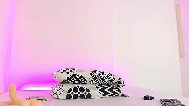 Carolina Blaire online show from 06/12/26, 12:48