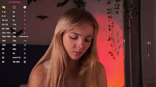 Snapshot of CelestaDicorcia chatting on 11/19/25, 07:47 CelestaDicorcia online show from 11/19/25, 07:47