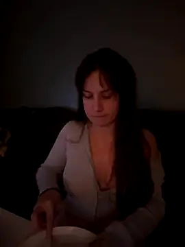 Snapshot of bebecita_x chatting on 11/06/25, 06:47 bebecita x online show from 11/06/25, 06:47