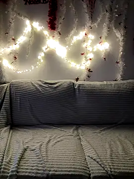 Snapshot of bebecita_x chatting on 12/04/25, 10:13 bebecita x online show from 12/04/25, 10:13