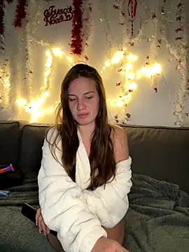 Snapshot of bebecita_x chatting on 12/15/25, 10:30 bebecita x online show from 12/15/25, 10:30