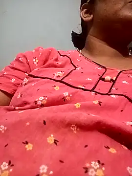 Snapshot of supcpl chatting on 11/07/25, 05:35 supcpl online show from 11/07/25, 05:35