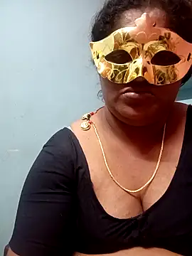 Snapshot of supcpl chatting on 11/13/25, 04:06 supcpl online show from 11/13/25, 04:06