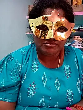 Snapshot of supcpl chatting on 11/15/25, 09:17 supcpl online show from 11/15/25, 09:17