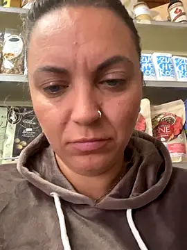 Snapshot of Daiana_Andra chatting on 10/05/25, 10:02 Daiana Andra online show from 10/05/25, 10:02