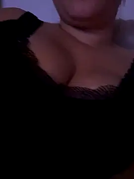 Snapshot of Daiana_Andra chatting on 11/11/25, 08:20 Daiana Andra online show from 11/11/25, 08:20