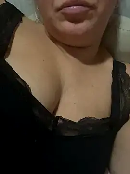 Snapshot of Daiana_Andra chatting on 11/29/25, 07:50 Daiana Andra online show from 11/29/25, 07:50