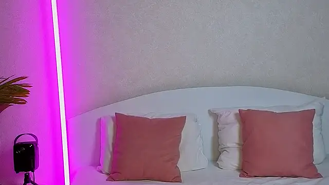 Victoria Pass online show from 10/15/25, 08:09