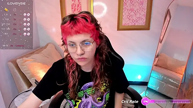Snapshot of Jelly_v chatting on 10/10/25, 12:59 Jelly v online show from 10/10/25, 12:59