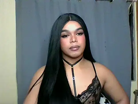 TarahFox online show from 10/27/25, 03:49