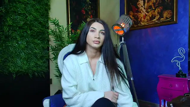 Snapshot of nicolepalmer chatting on 11/25/25, 08:47 nicolepalmer online show from 11/25/25, 08:47