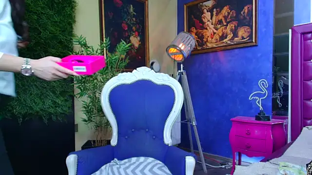 Snapshot of nicolepalmer chatting on 11/29/25, 10:51 nicolepalmer online show from 11/29/25, 10:51