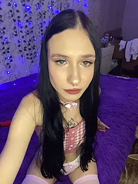 Snapshot of Kisa-Lisa_ chatting on 11/13/25, 03:55 Kisa-Lisa online show from 11/13/25, 03:55