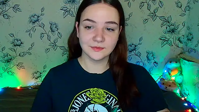 OliviaMontgommery online show from 06/08/26, 12:27