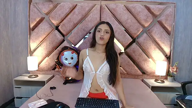 DayanneDubois online show from 10/19/25, 03:51