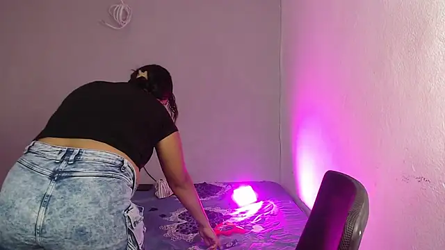 Snapshot of sirinay_collegiate91 chatting on 11/01/25, 12:29 sirinay collegiate91 online show from 11/01/25, 12:29