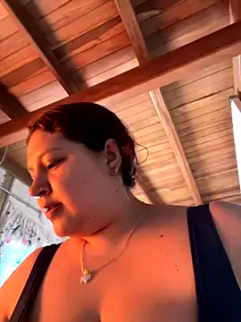 Snapshot of Cami_Moon1 chatting on 10/18/25, 03:57 Cami Moon1 online show from 10/18/25, 03:57