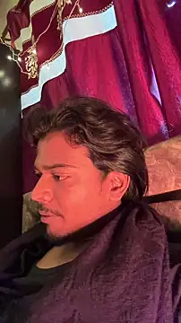 Snapshot of Ujjwallkumar0069 chatting on 12/02/25, 07:47 Ujjwallkumar0069 online show from 12/02/25, 07:47