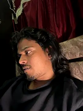 Snapshot of Ujjwallkumar0069 chatting on 12/17/25, 05:52 Ujjwallkumar0069 online show from 12/17/25, 05:52