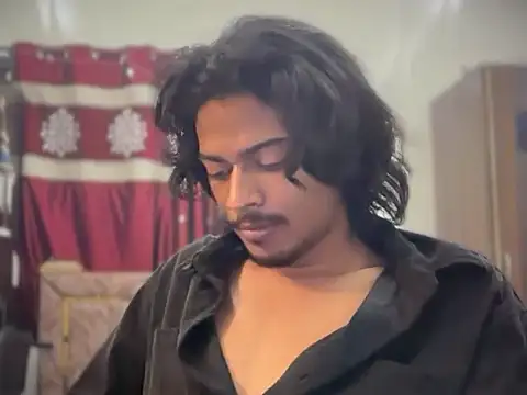 Ujjwallkumar0069 online show from 06/11/26, 09:13