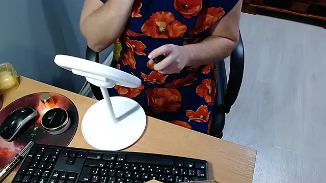 Snapshot of Ledi_Catherin chatting on 11/03/25, 10:53 Ledi Catherin online show from 11/03/25, 10:53