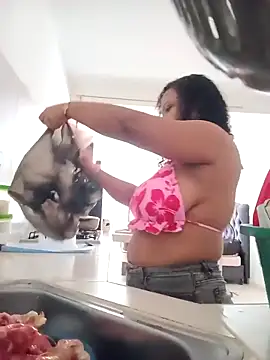 Rosario-castro online show from 10/08/25, 04:04